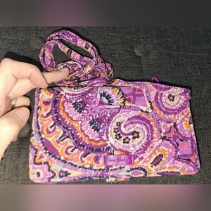 Preowned Vera Bradley Hipster‎ RFID Wristlet